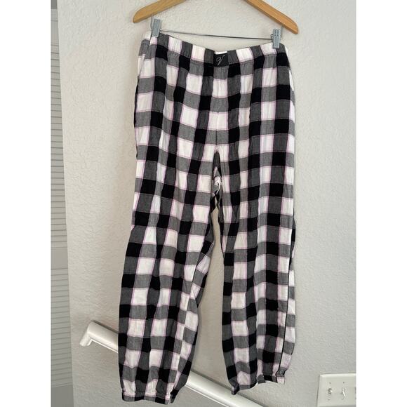 Victoria's Secret Other - Victoria’s Secret XL Black White Check Pajama Pants Gold Threads Joggers